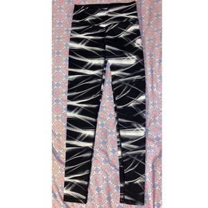 Victoria’s Secret Sport leggings